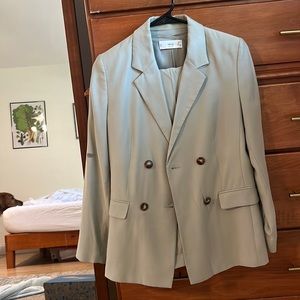MANGO light green suit